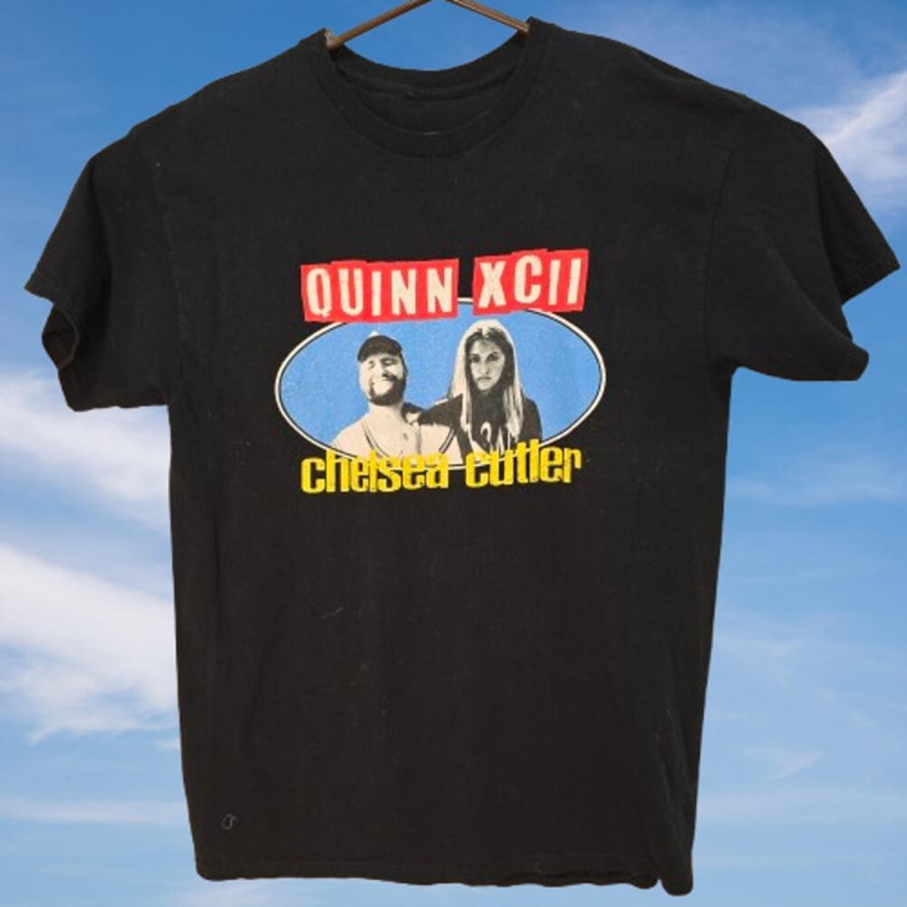 Quinn XCII x Chelsea Cutler 2021 Tour Tee – Stay Next to Me Concert Shirt Large